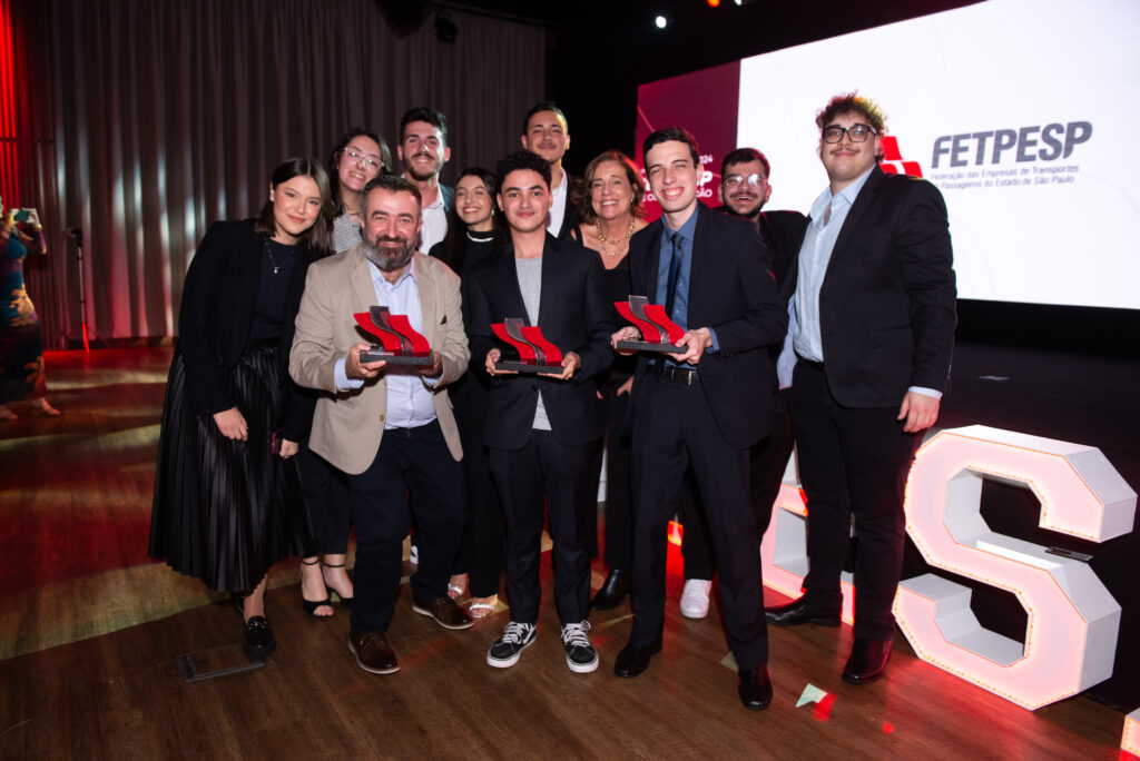 Ganhadores Prêmio de Comunicação FETPESP 2024
(Foto: Divulgação - FETPESP)